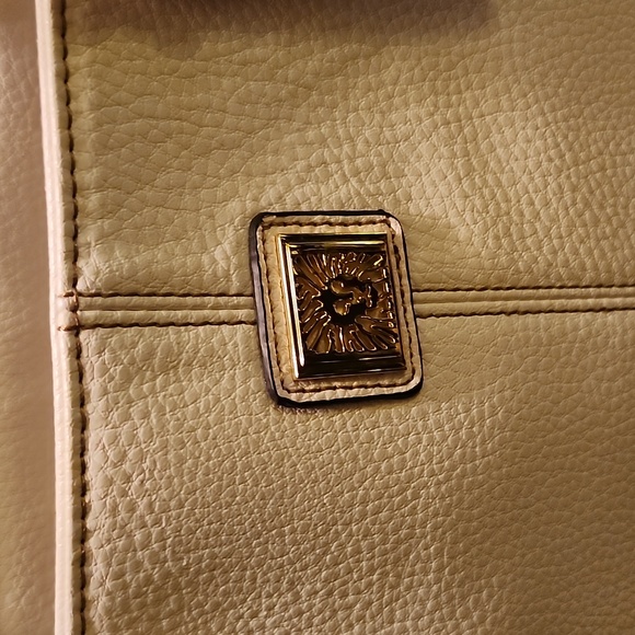 Anne Klein White Purse - Picture 2 of 16
